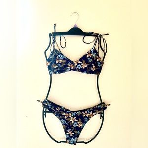 Blackbough Belle Top + Maui Bottoms in Midnight Mist